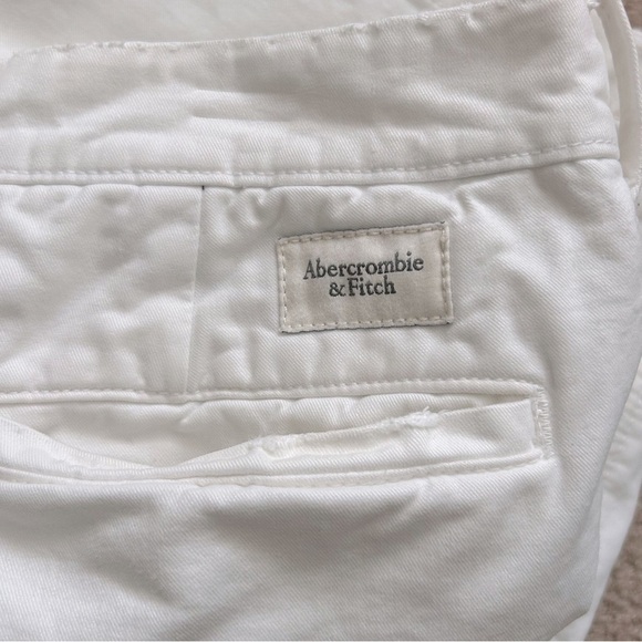Abercrombie & Fitch Vintage Flat Front Shorts - Picture 5 of 7